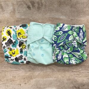 Lalabye Baby, NEWBORN size cloth diapers reusable. Hook and Loop *USED*
